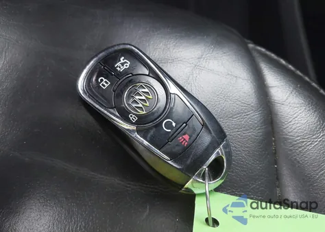 2017 Buick Lacrosse Premium z USA, uszkodzony, nr VIN 1G4ZR5SS1HU187838